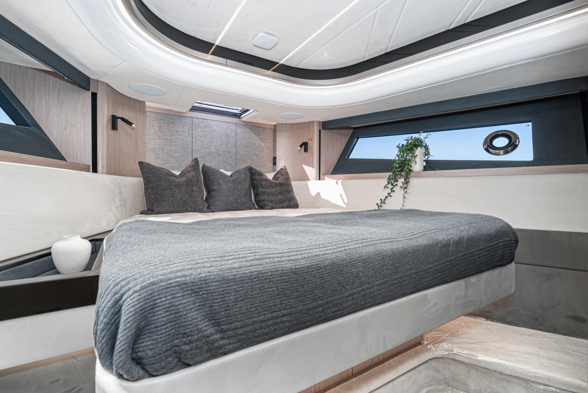 2024 Sunseeker Superhawk 55 #SS729 inventory image at Sun Country Marine Group, Newport Marina 2024 Sunseeker Superhawk 55 #SS729 inventory image at Sun Country Marine Group, Newport Marina