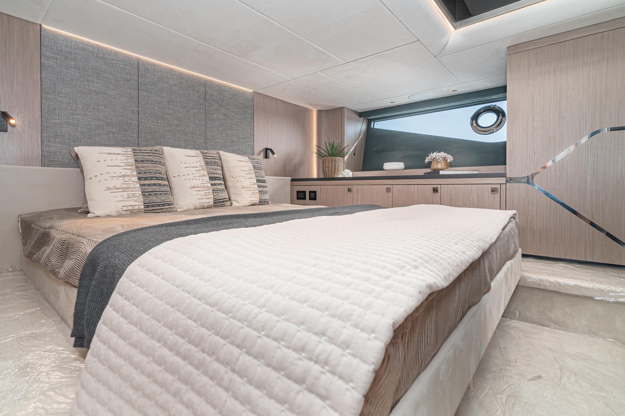 2024 Sunseeker Superhawk 55 #SS729 inventory image at Sun Country Marine Group, Newport Marina 2024 Sunseeker Superhawk 55 #SS729 inventory image at Sun Country Marine Group, Newport Marina