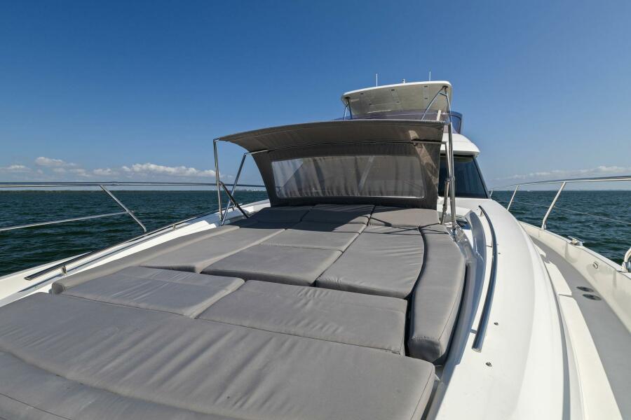 2016-prestige-550-flybridge-power-9398001-20240520071623539-1_XLARGE