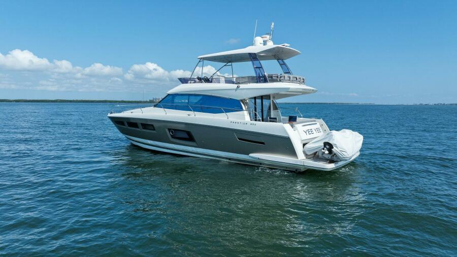 2016-prestige-550-flybridge-power-9398001-20240520071632555-1_XLARGE