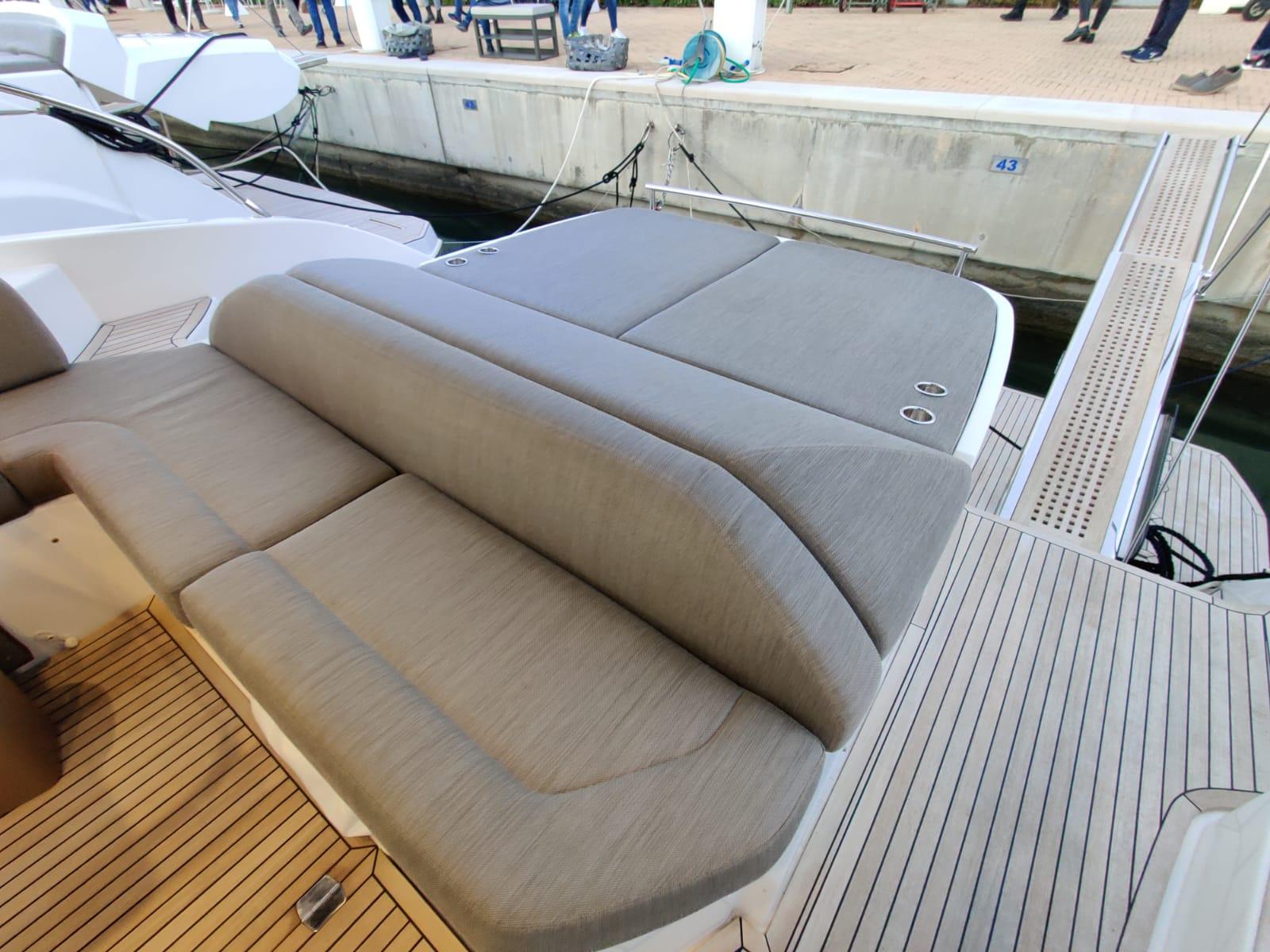 Yacht Photos Pics