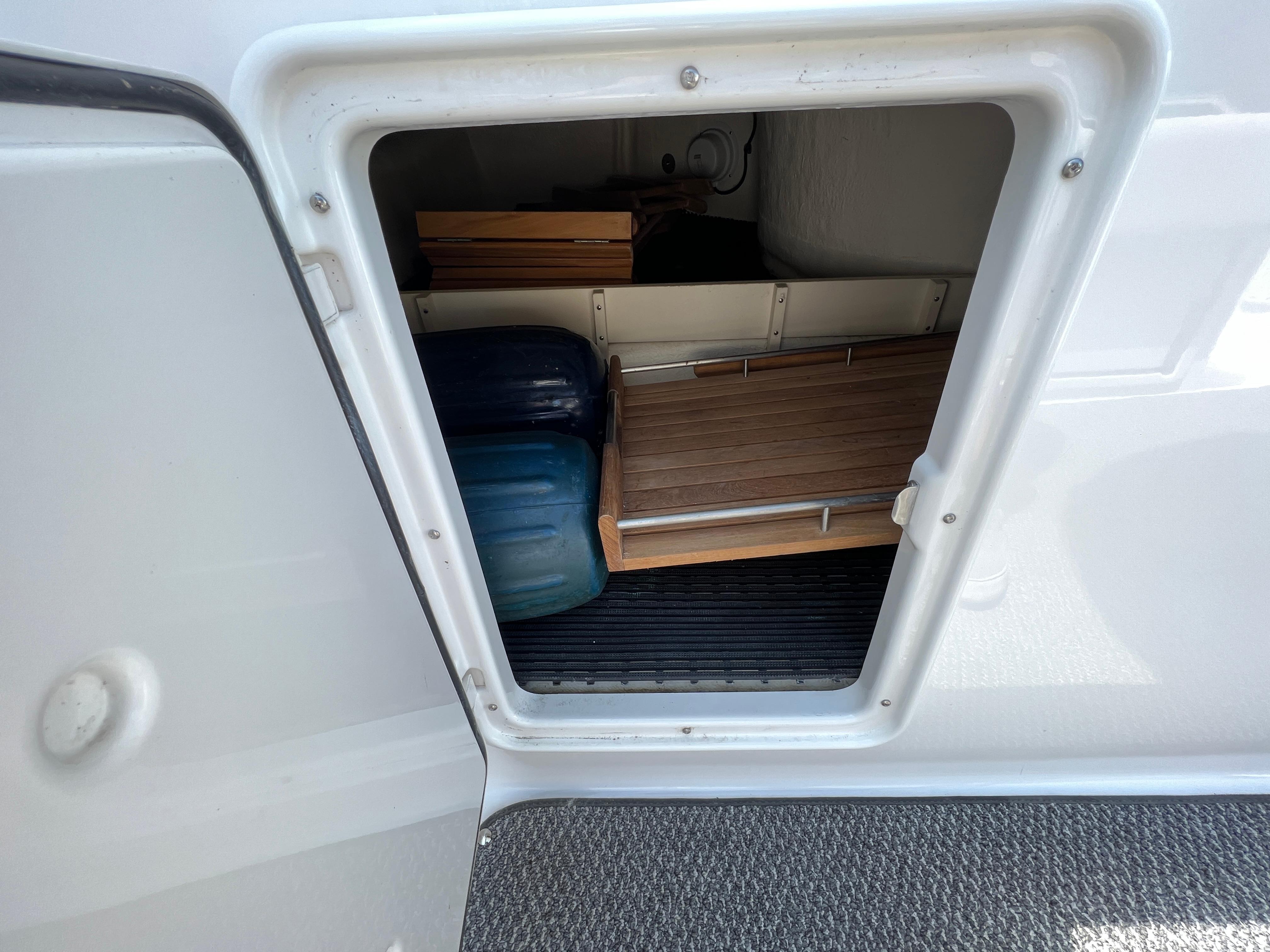 TRAVELING T Yacht Brokers Of Annapolis TRAVELING T Yacht Brokers Of Annapolis