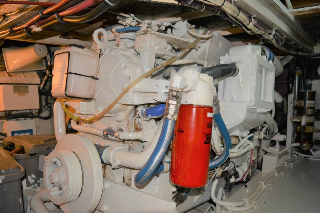 Hatteras 43 Motor Yacht - Starboard Engine
