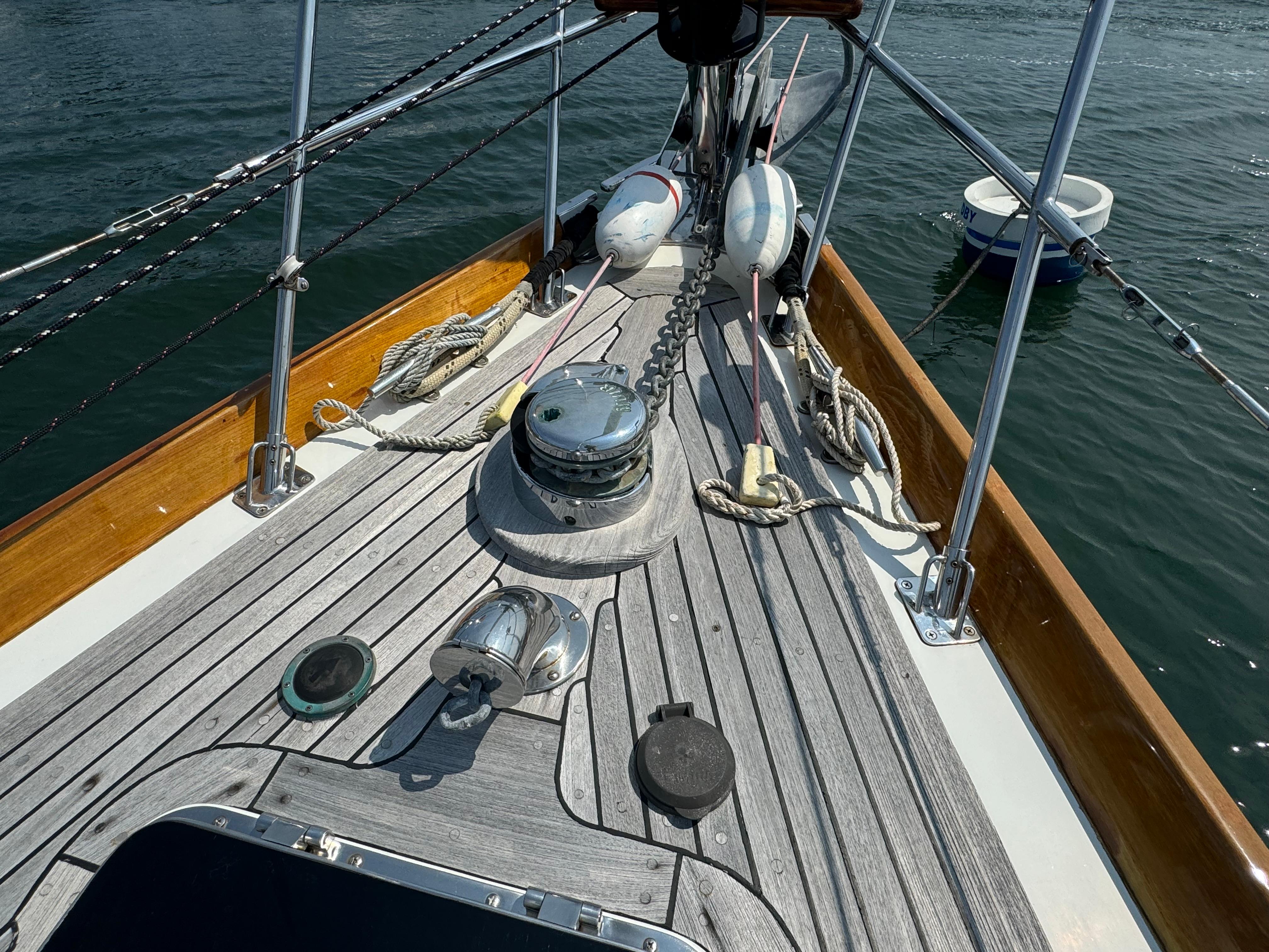 Newport RI Yacht Brokerage