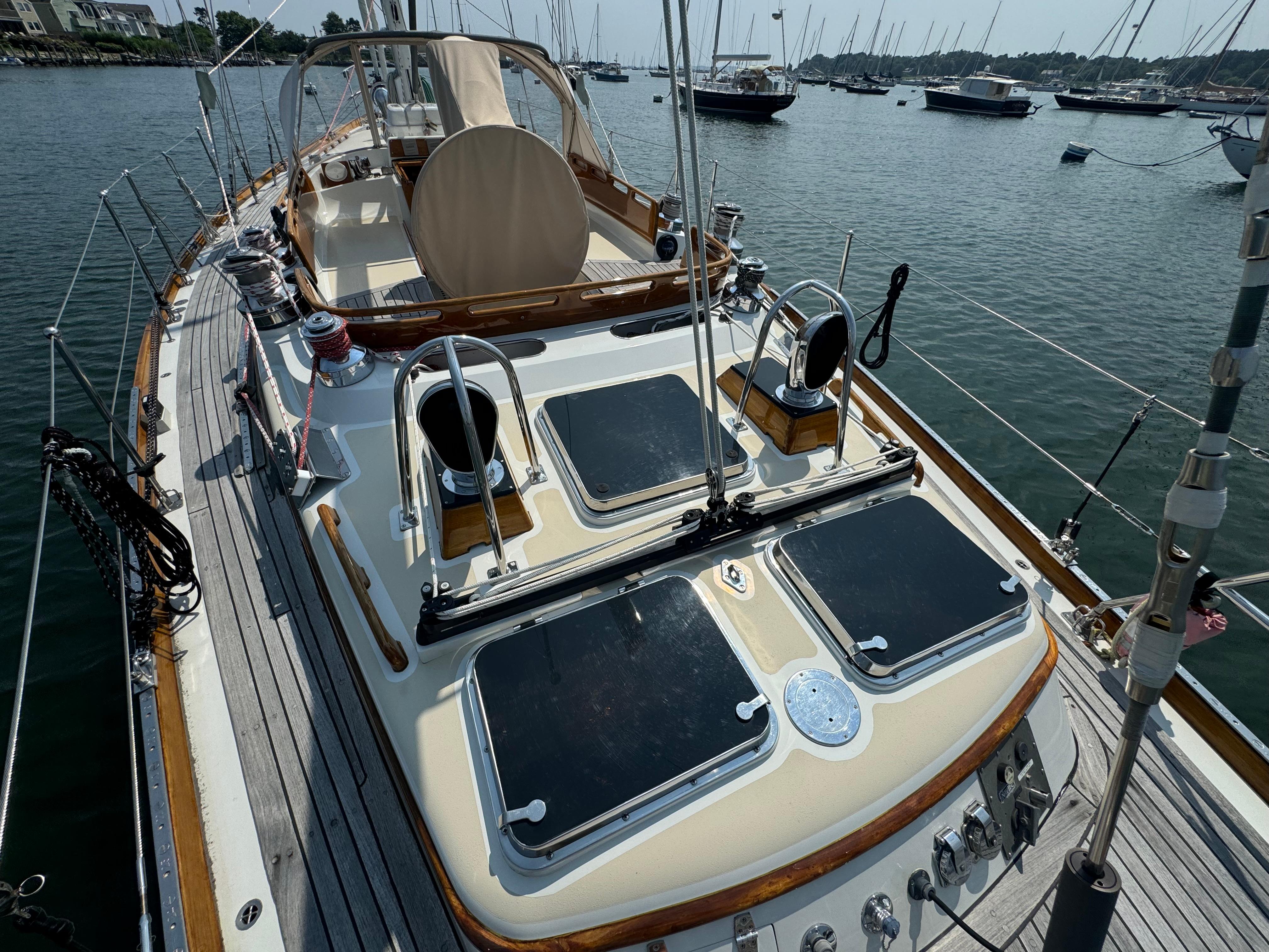 Newport RI Yacht Brokerage