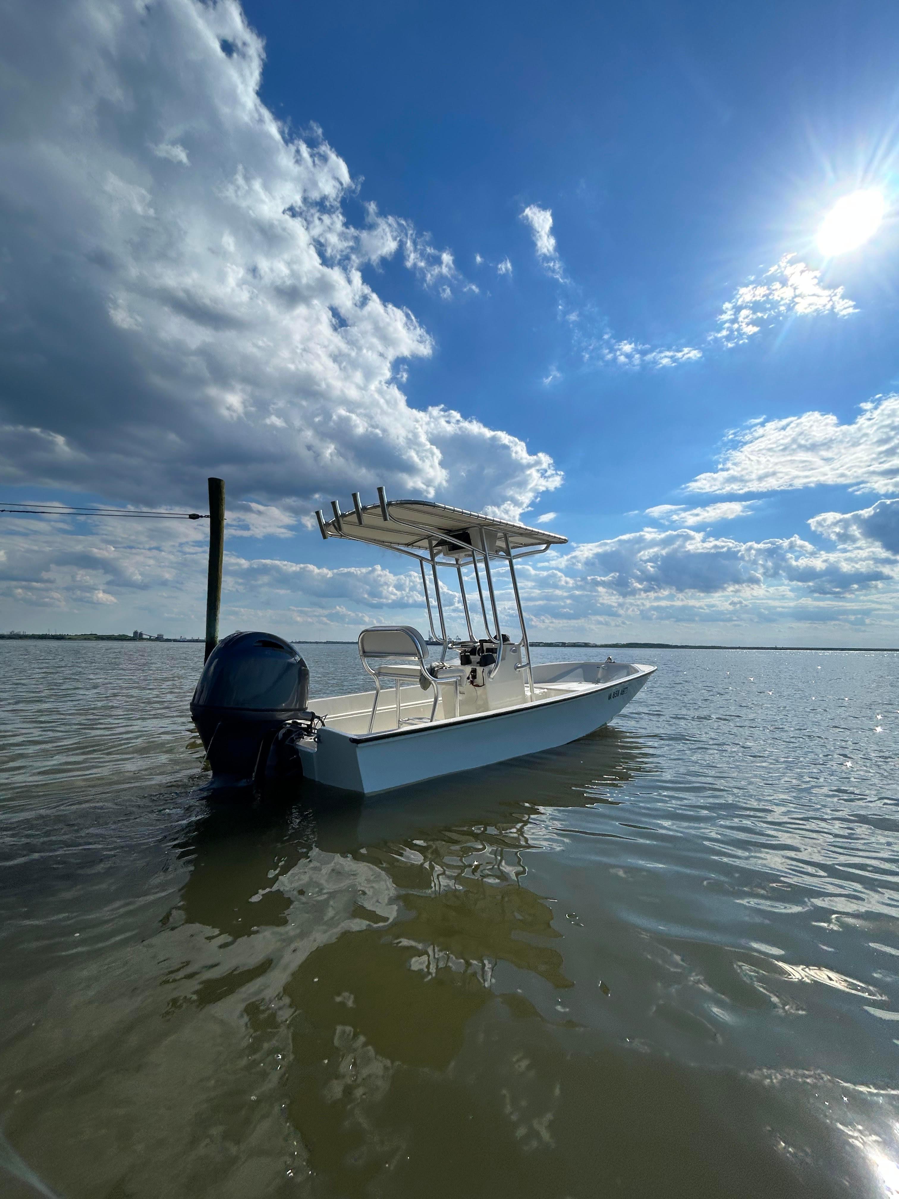 2022 Boston Whaler 17 Montauk