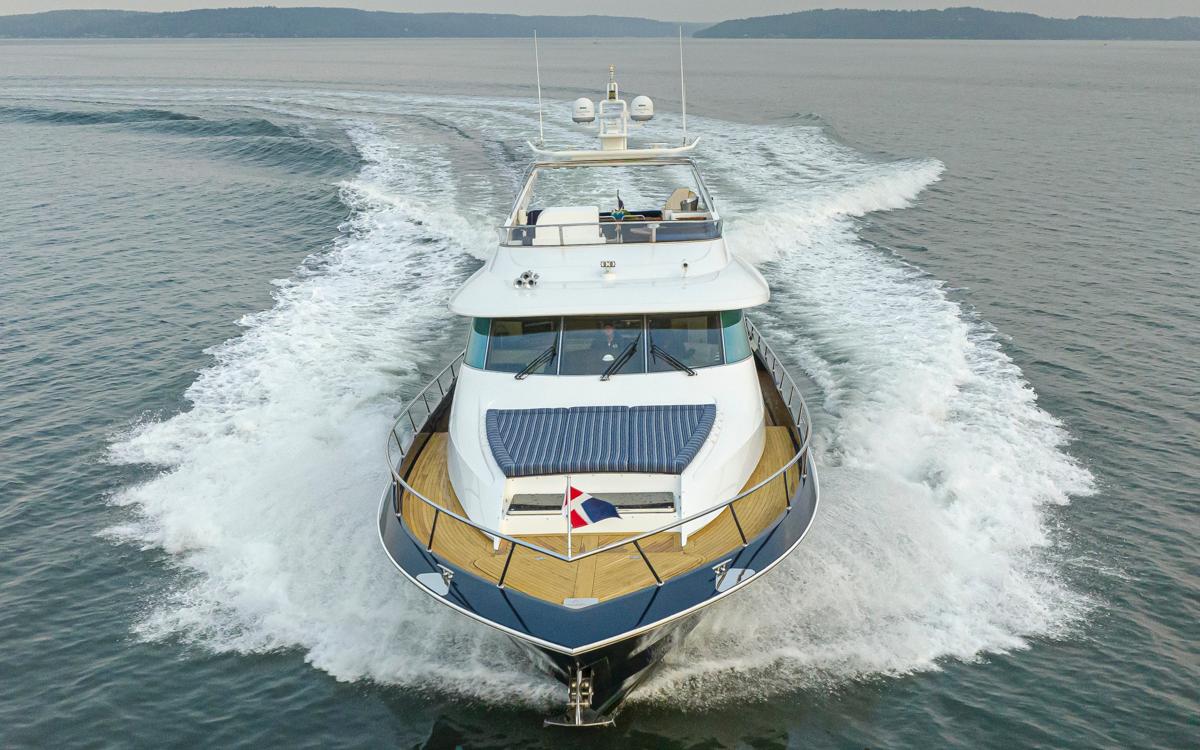 2002 Holland MOTOR YACHT #TBBH65001LLC inventory image at Sun Country Yachts, South Lake Union (Seattle) 2002 Holland MOTOR YACHT #TBBH65001LLC inventory image at Sun Country Yachts, South Lake Union (Seattle)