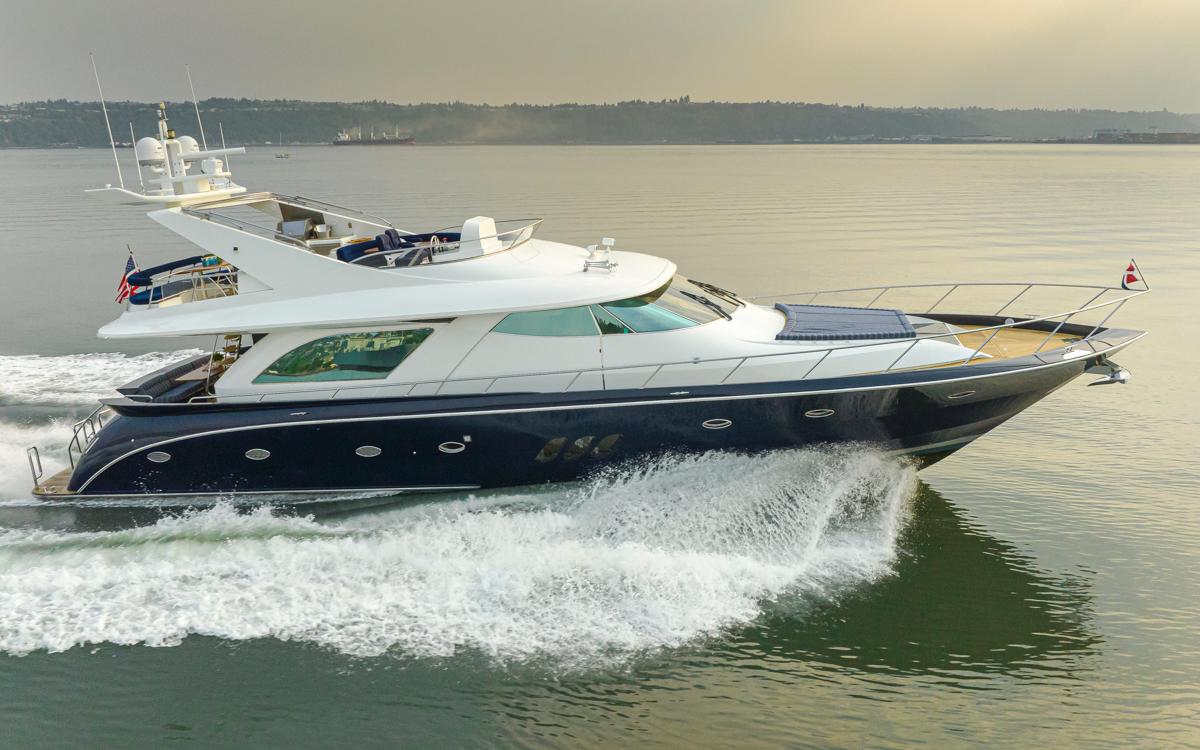 2002 Holland MOTOR YACHT #TBBH65001LLC inventory image at Sun Country Yachts, South Lake Union (Seattle) 2002 Holland MOTOR YACHT #TBBH65001LLC inventory image at Sun Country Yachts, South Lake Union (Seattle)