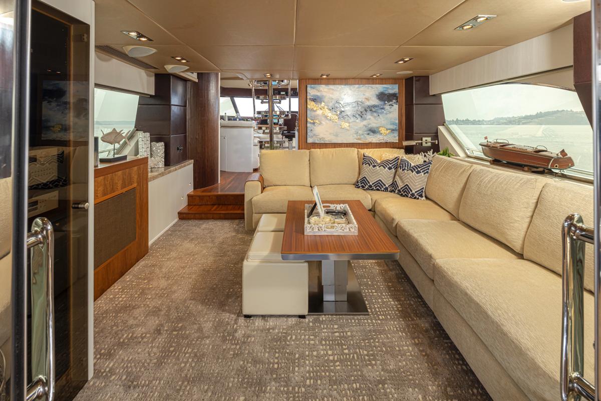 2002 Holland MOTOR YACHT #TBBH65001LLC inventory image at Sun Country Yachts, South Lake Union (Seattle) 2002 Holland MOTOR YACHT #TBBH65001LLC inventory image at Sun Country Yachts, South Lake Union (Seattle)
