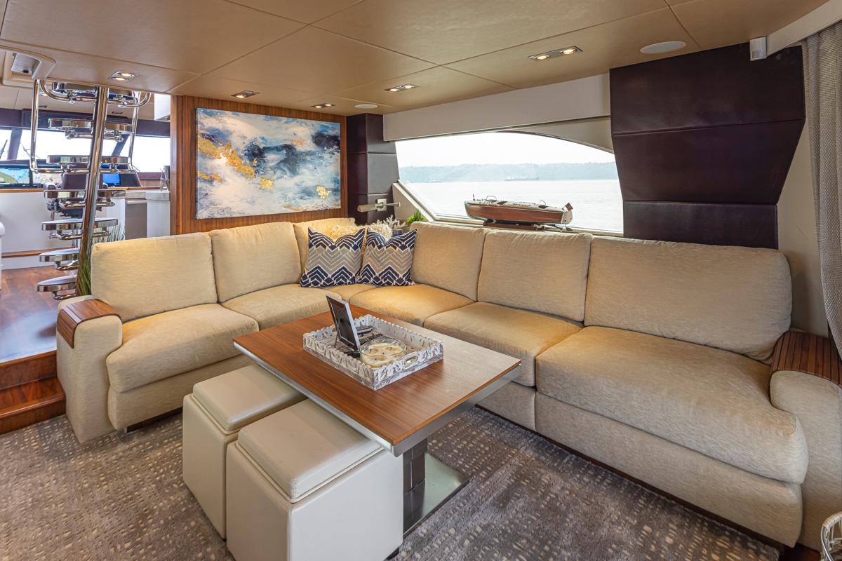 2002 Holland MOTOR YACHT #TBBH65001LLC inventory image at Sun Country Yachts, South Lake Union (Seattle) 2002 Holland MOTOR YACHT #TBBH65001LLC inventory image at Sun Country Yachts, South Lake Union (Seattle)