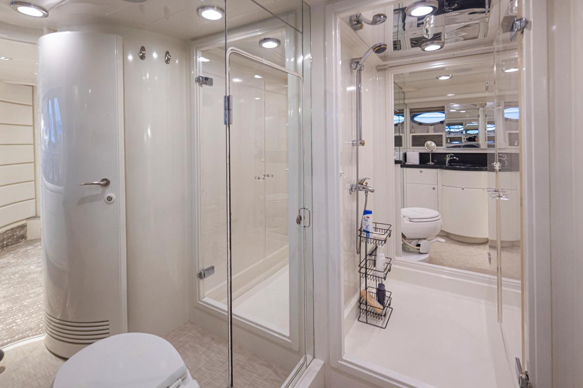 2002 Holland MOTOR YACHT #TBBH65001LLC inventory image at Sun Country Yachts, South Lake Union (Seattle) 2002 Holland MOTOR YACHT #TBBH65001LLC inventory image at Sun Country Yachts, South Lake Union (Seattle)