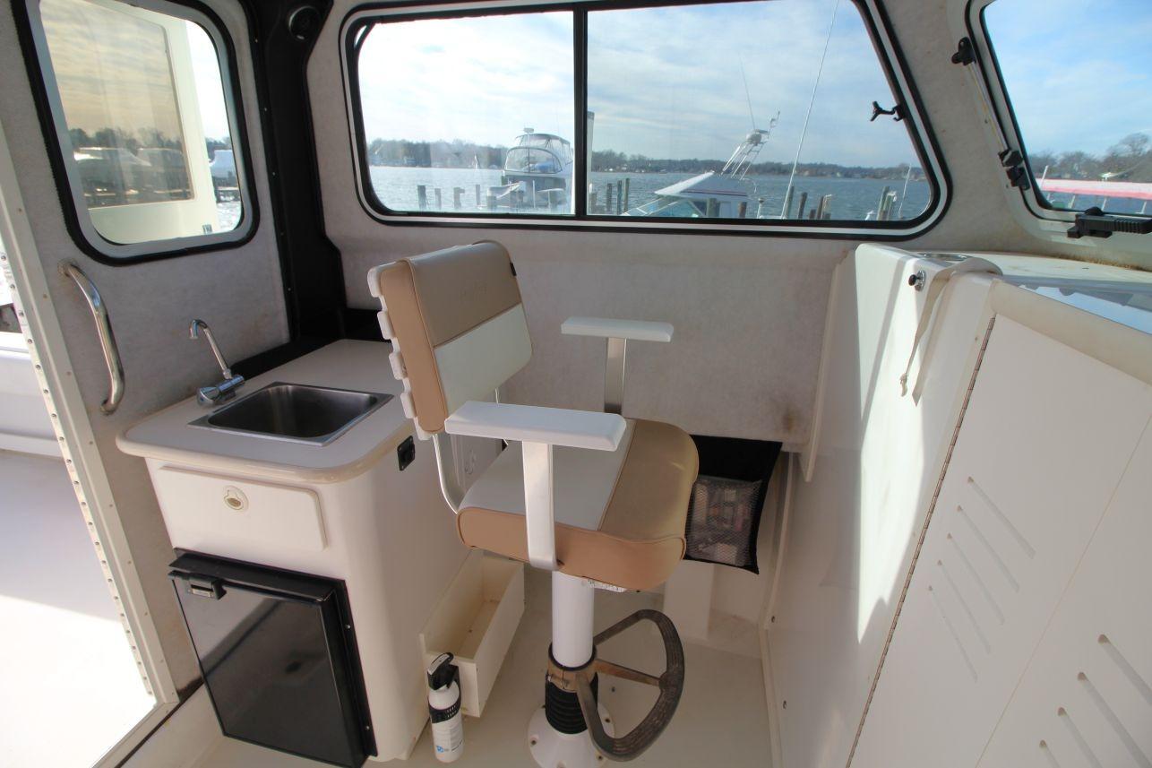 M 10546 CF Knot 10 Yacht Sales M 10546 CF Knot 10 Yacht Sales