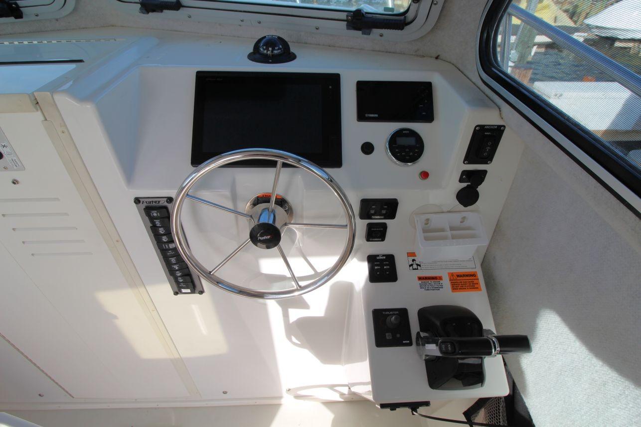 M 10546 CF Knot 10 Yacht Sales M 10546 CF Knot 10 Yacht Sales