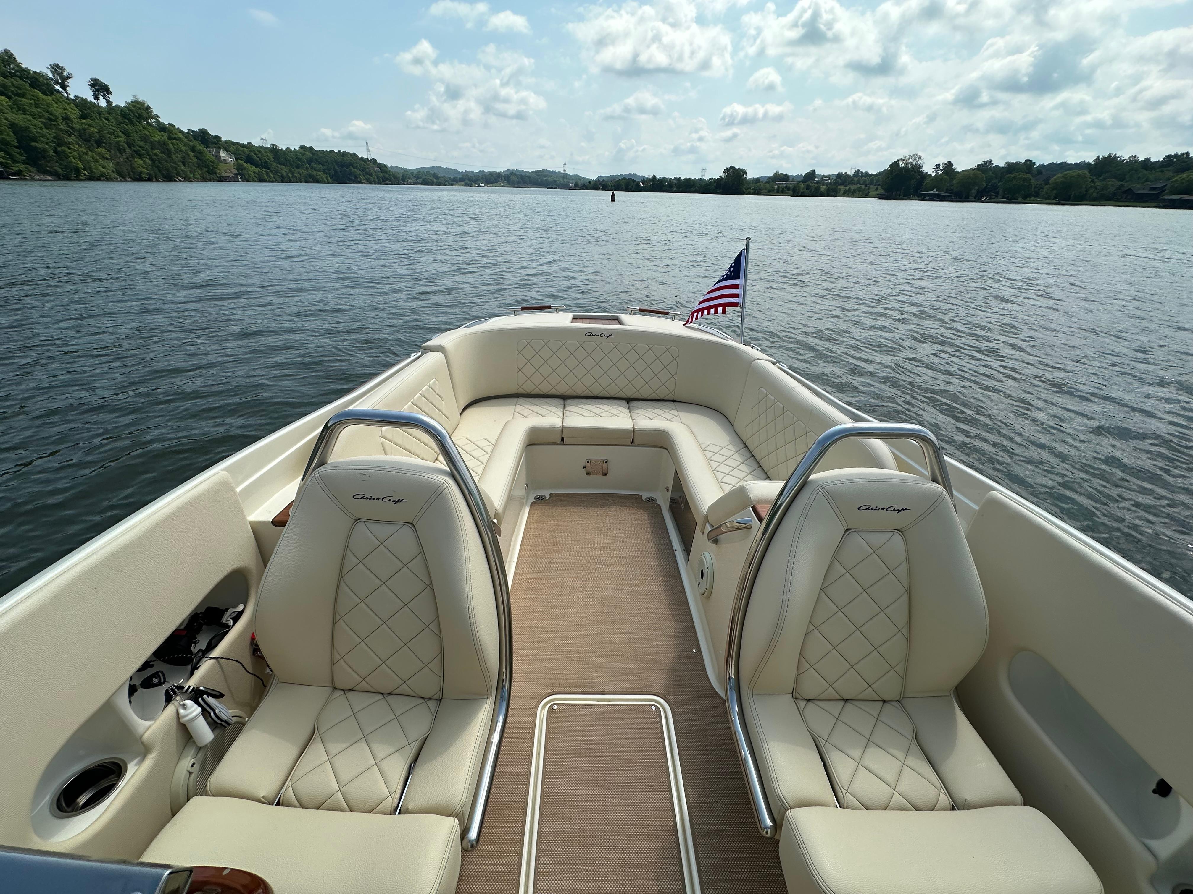 2022-chris-craft-launch-27-power-9728028-20250430121112553-1_XLARGE
