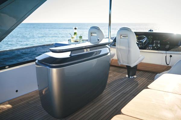 Princess Motor Yacht Sales - Used Princess Y72 - 1 Eighth Share