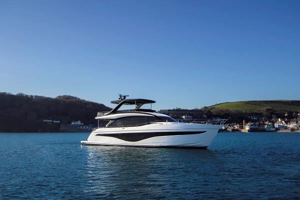 Princess Motor Yacht Sales - Used Princess Y72 - 1 Eighth Share