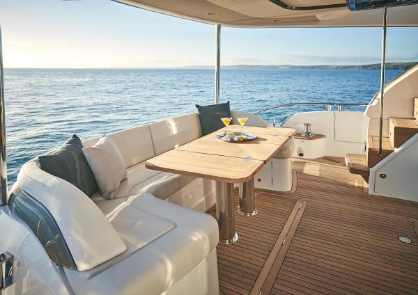 Princess Motor Yacht Sales - Used Princess Y72 - 1 Eighth Share