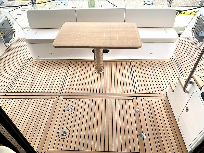 Jbys Trade Yacht Photos Pics Aft Deck - Teak