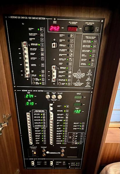 Jbys Trade Yacht Photos Pics Main Breaker Panel