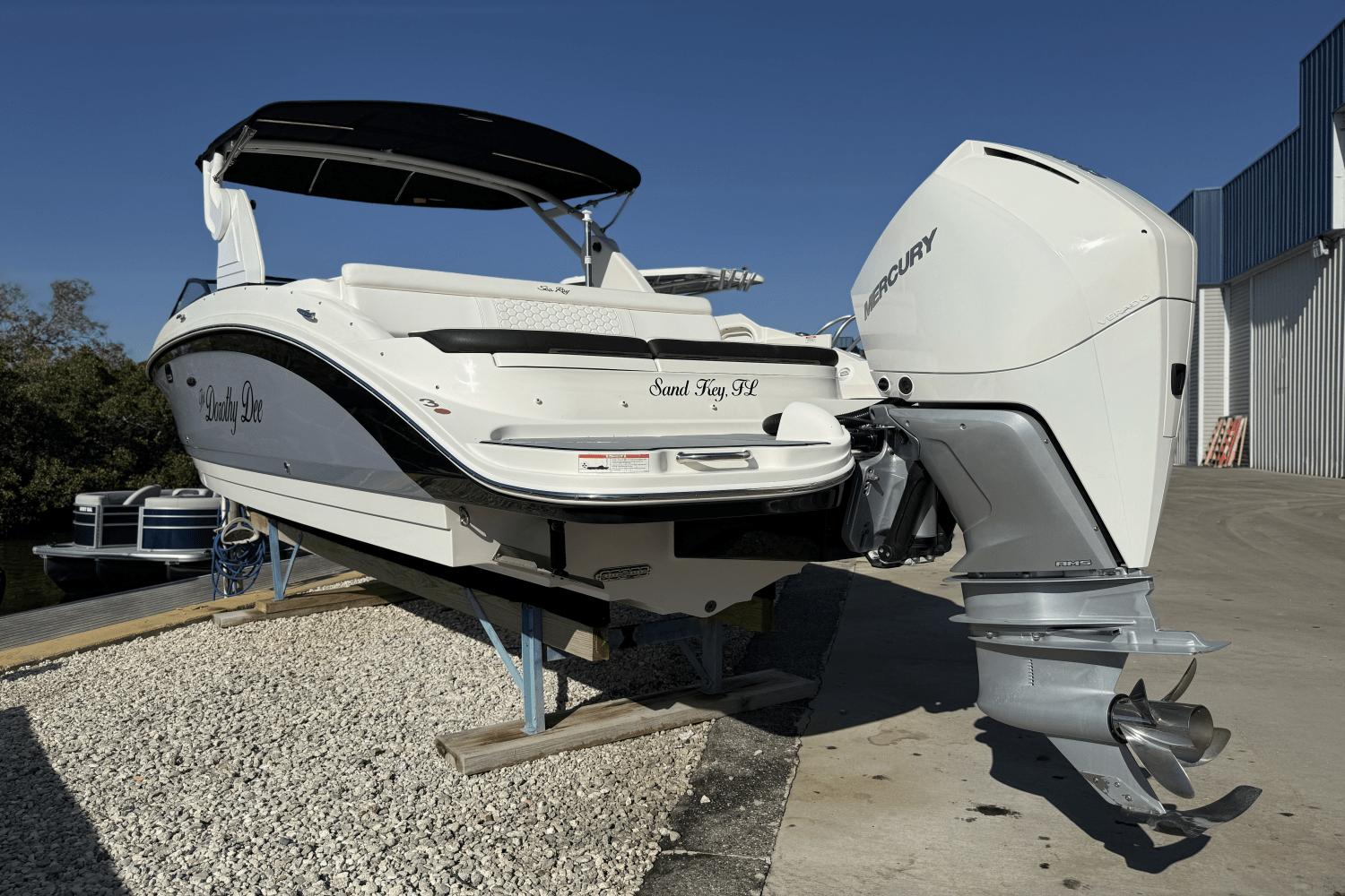 2019-sea-ray-sdx-270-outboard-power-9768040-978375539-0-160520251823-39