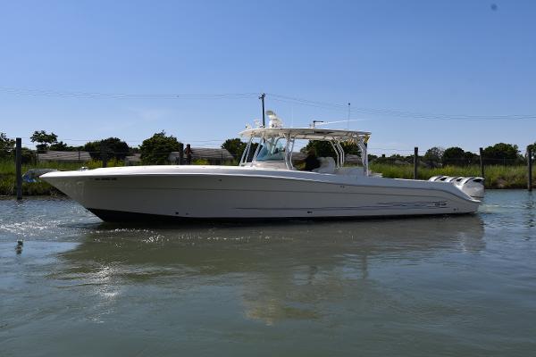 41' Hydra-Sports, Listing Number 100916867, - Photo No. 2