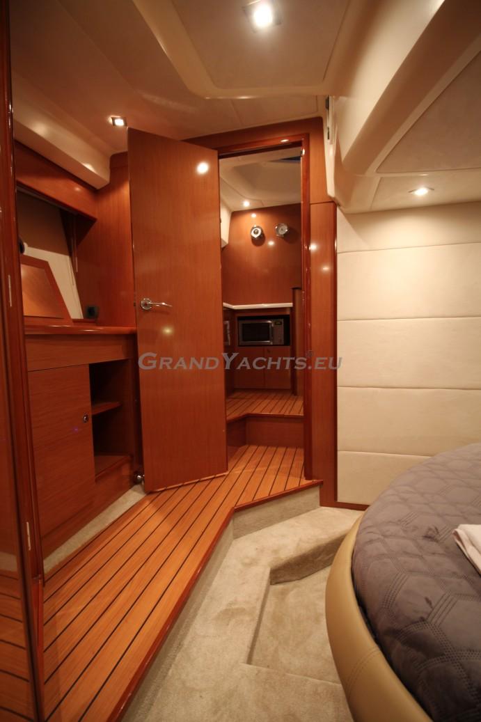 2008 Prestige 42S large 38