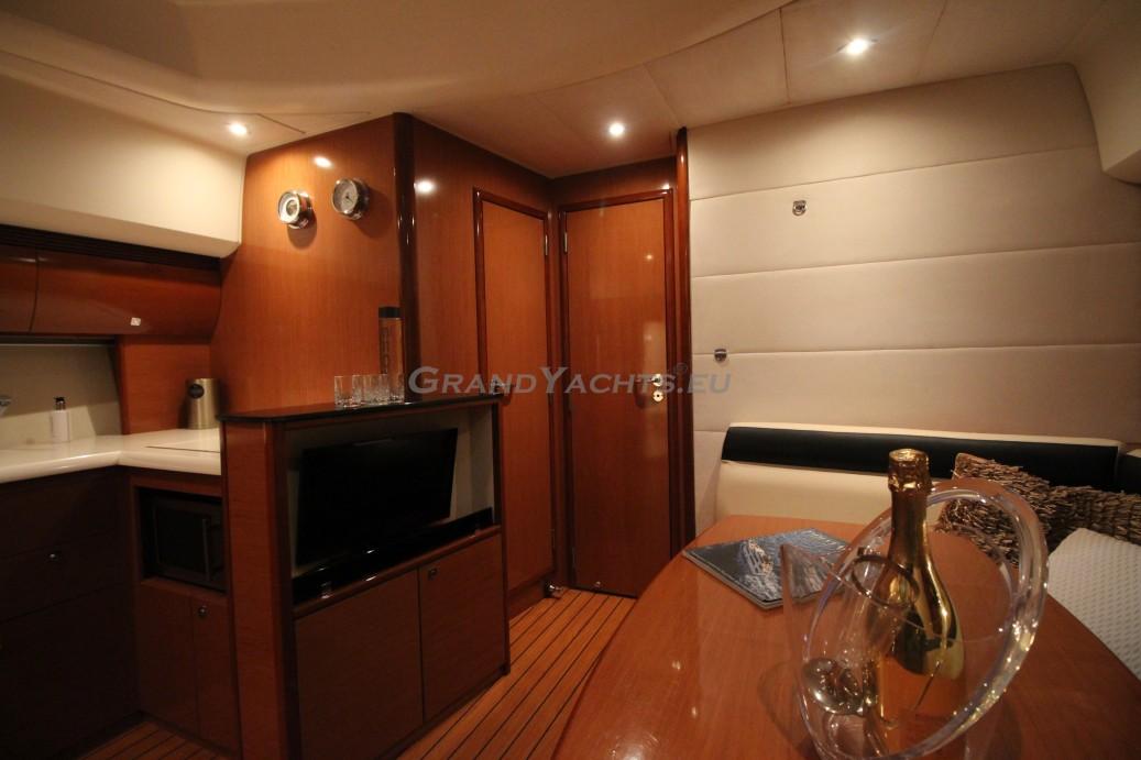 2008 Prestige 42S large 72