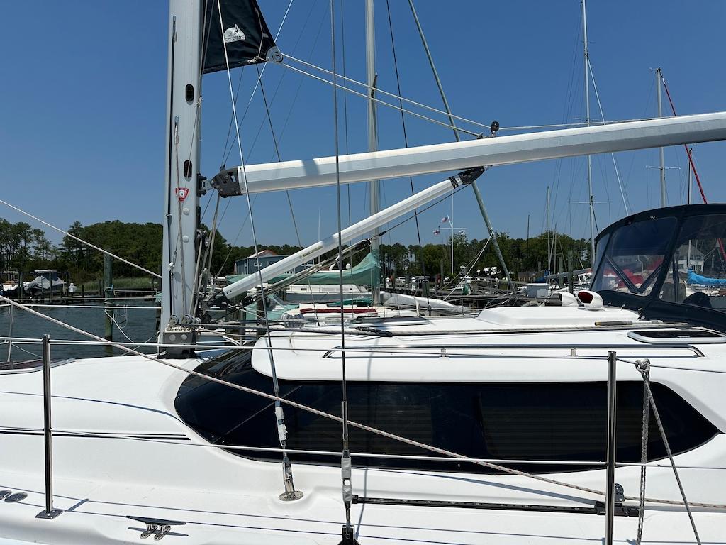 Newport RI Yacht Brokerage