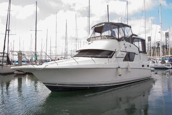 1997 Silverton 372 Motor Yacht