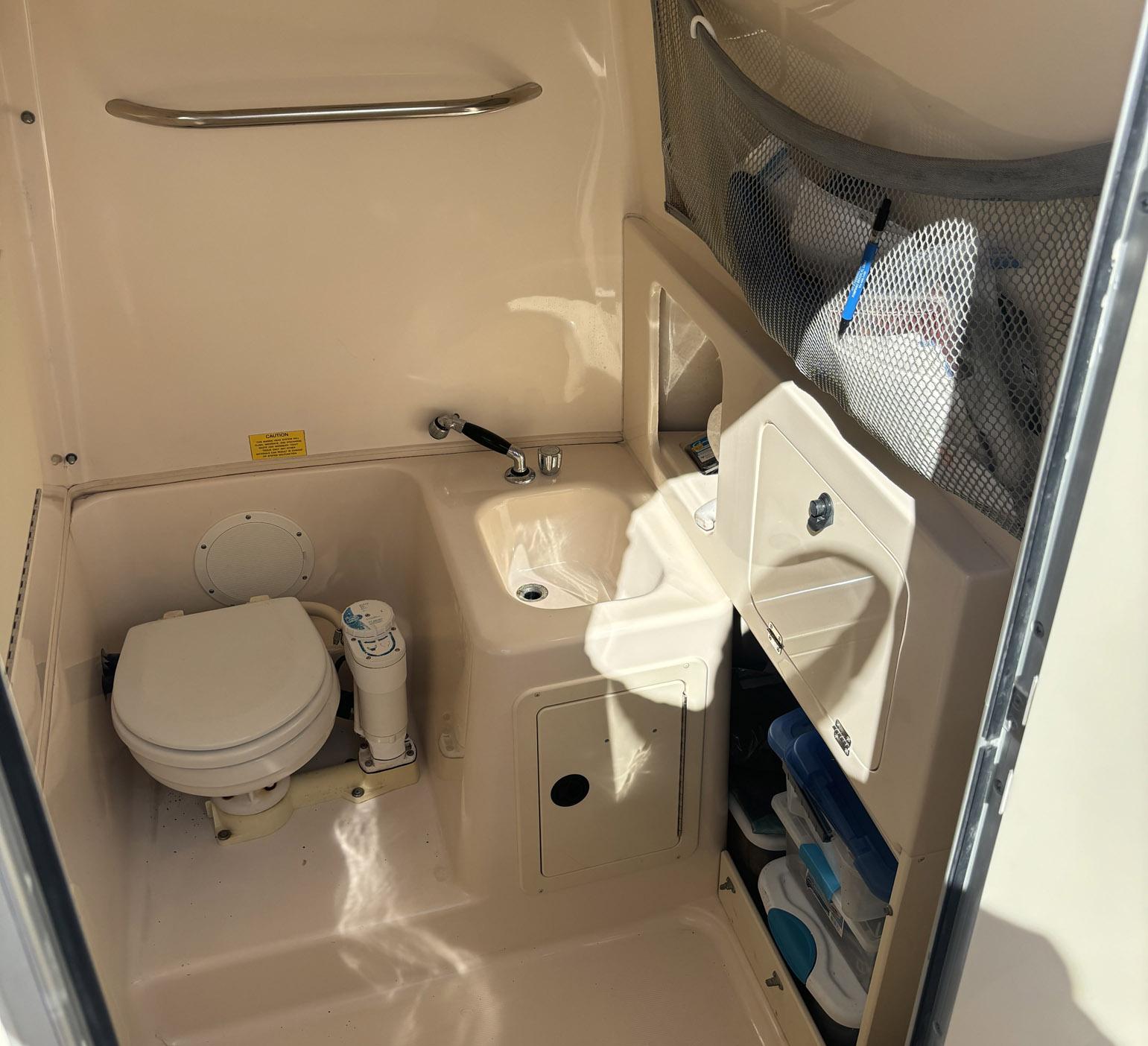 2000-grady-white-bimini-306-power-9888005-20250729115749467-1