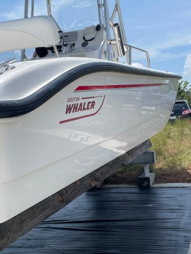 22' Boston Whaler, Listing Number 100916600, Image No. 8