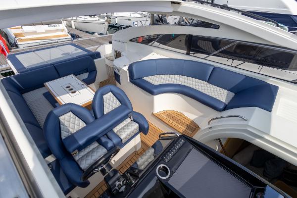 Princess Motor Yacht Sales - Used Princess V42