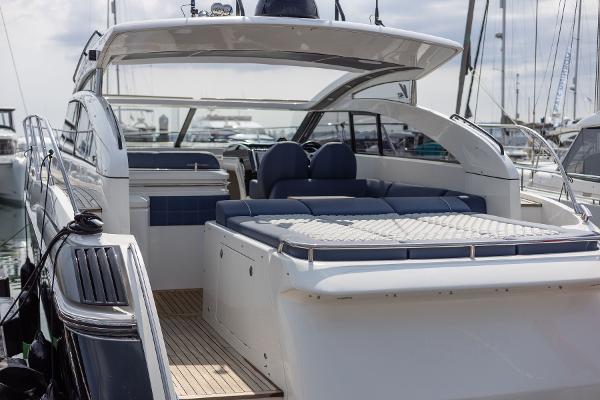 Princess Motor Yacht Sales - Used Princess V42