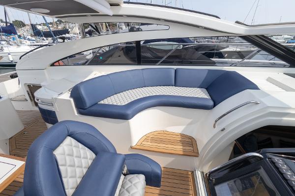 Princess Motor Yacht Sales - Used Princess V42