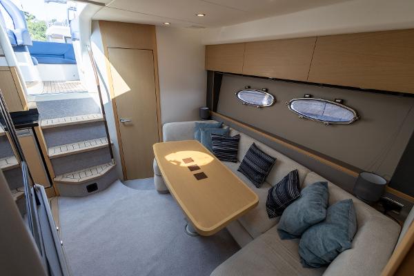 Princess Motor Yacht Sales - Used Princess V42