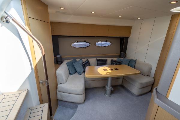 Princess Motor Yacht Sales - Used Princess V42