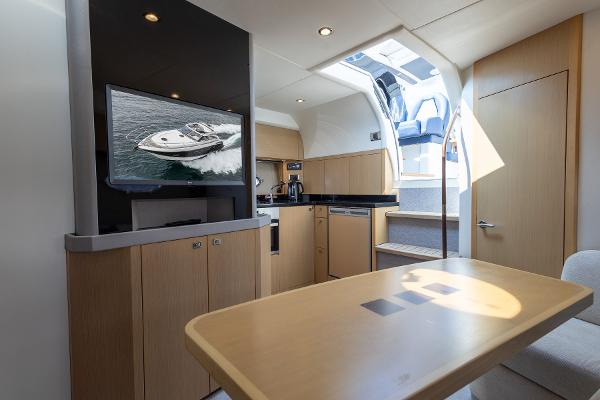 Princess Motor Yacht Sales - Used Princess V42
