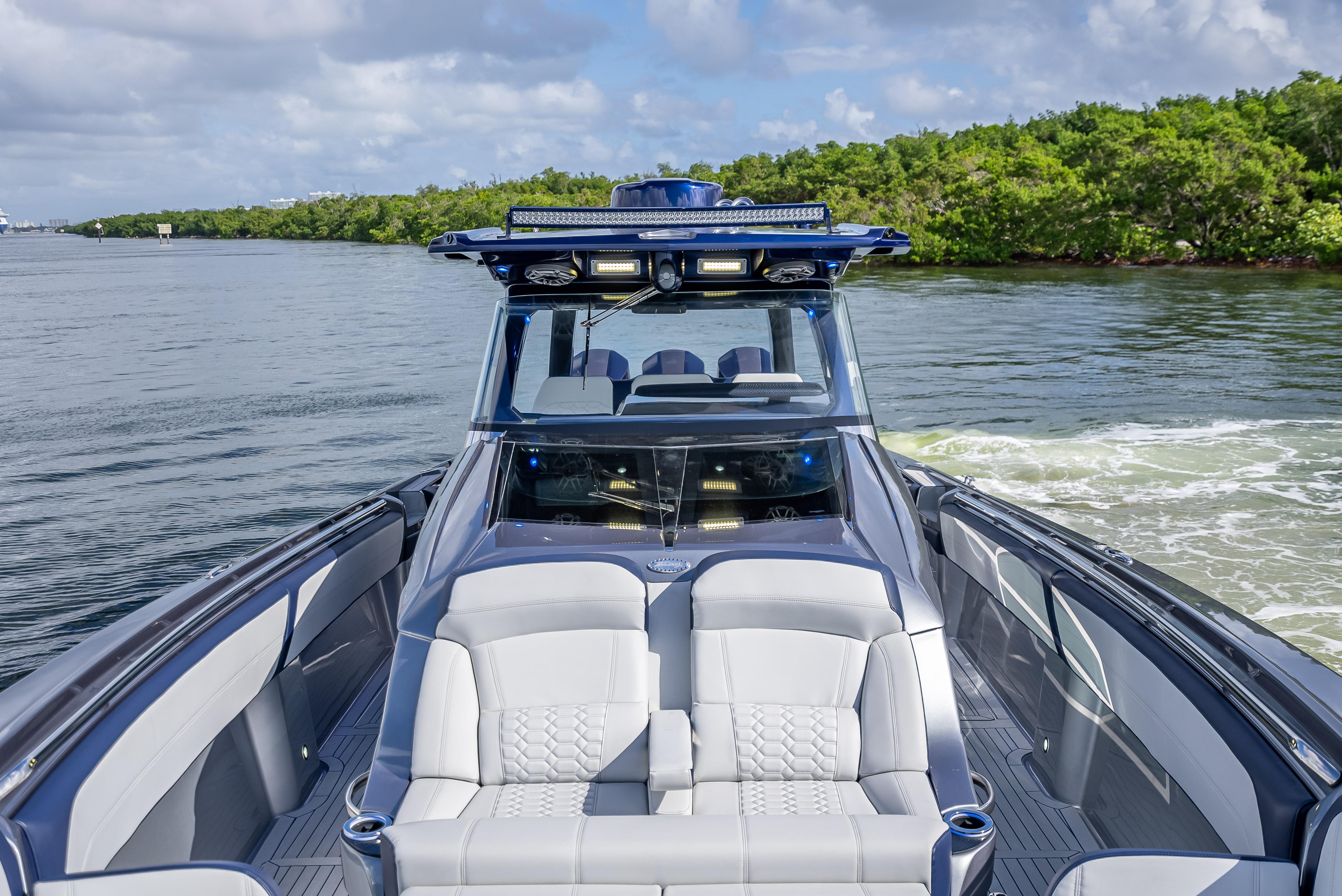 2024-nor-tech-450-sport-center-console-power-9648061-20250603071451495-1_XLARGE