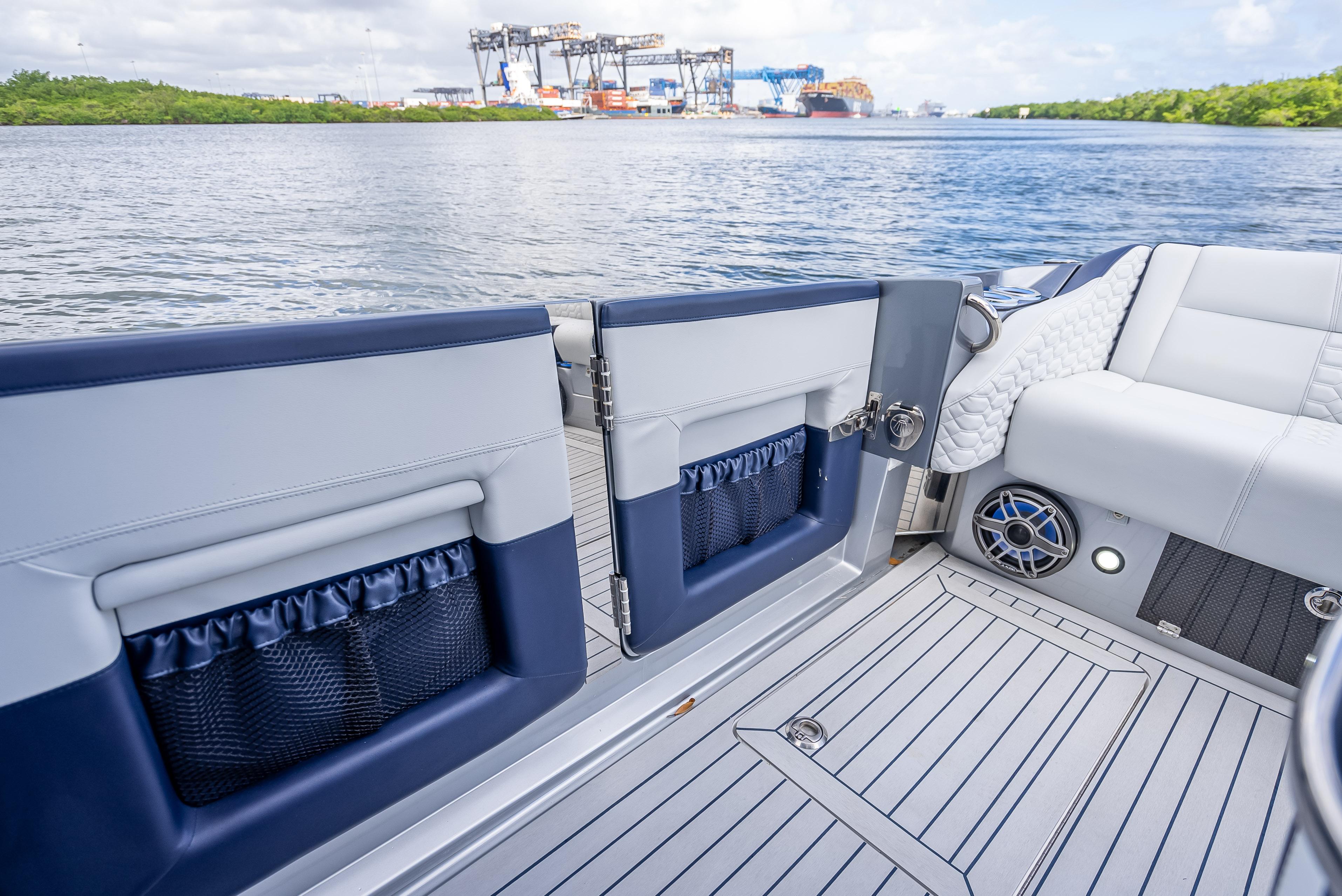 2024-nor-tech-450-sport-center-console-power-9648061-20250603071524508-1_XLARGE