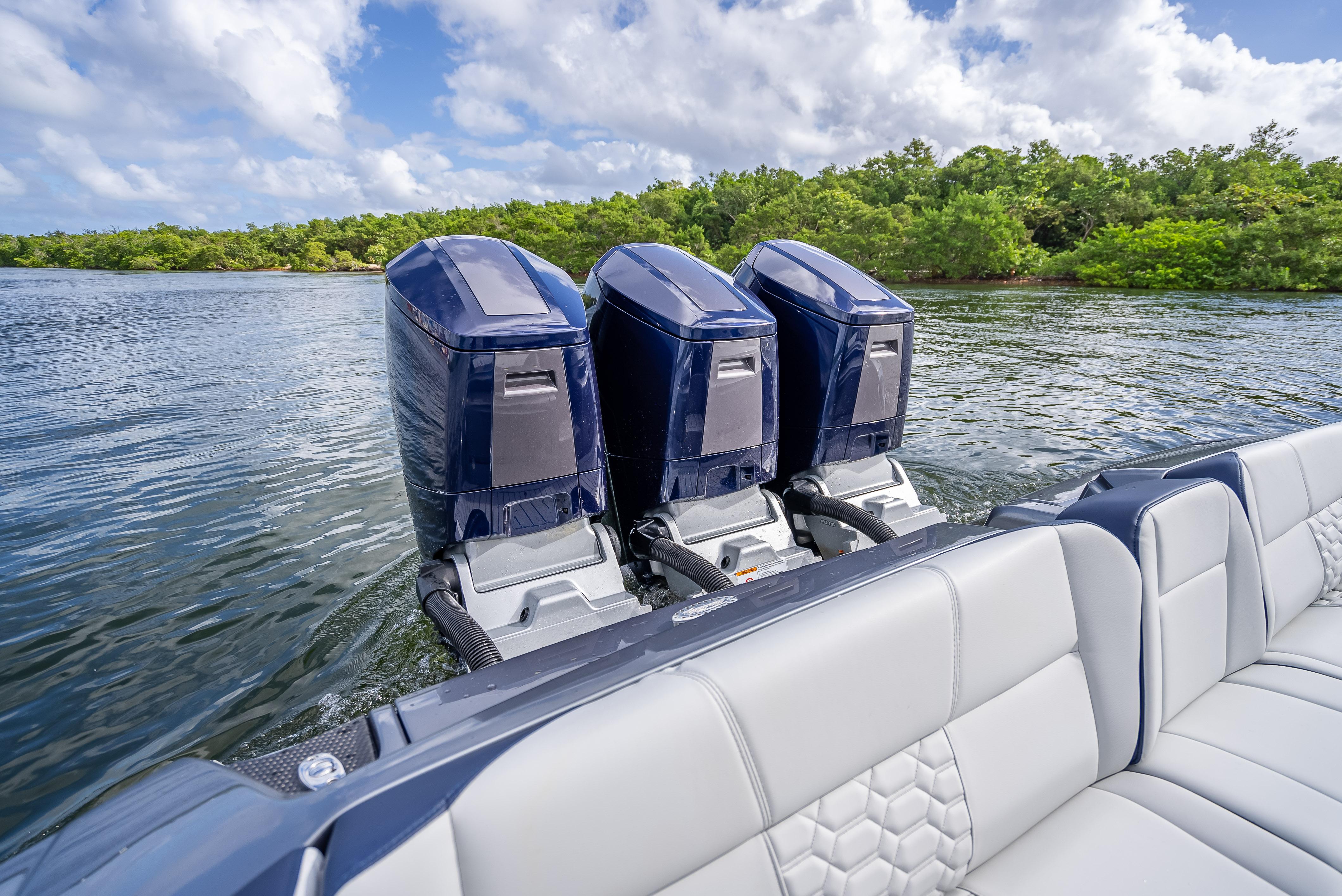2024-nor-tech-450-sport-center-console-power-9648061-20250603071527593-1_XLARGE