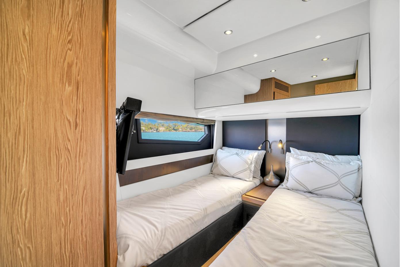 S6 Azimut Guest Stateroom