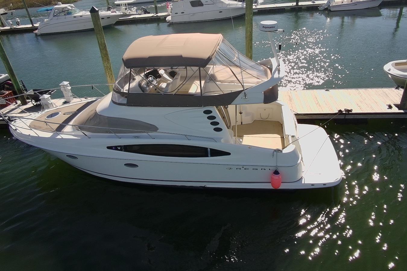 SC 10505 KM Knot 10 Yacht Sales SC 10505 KM Knot 10 Yacht Sales