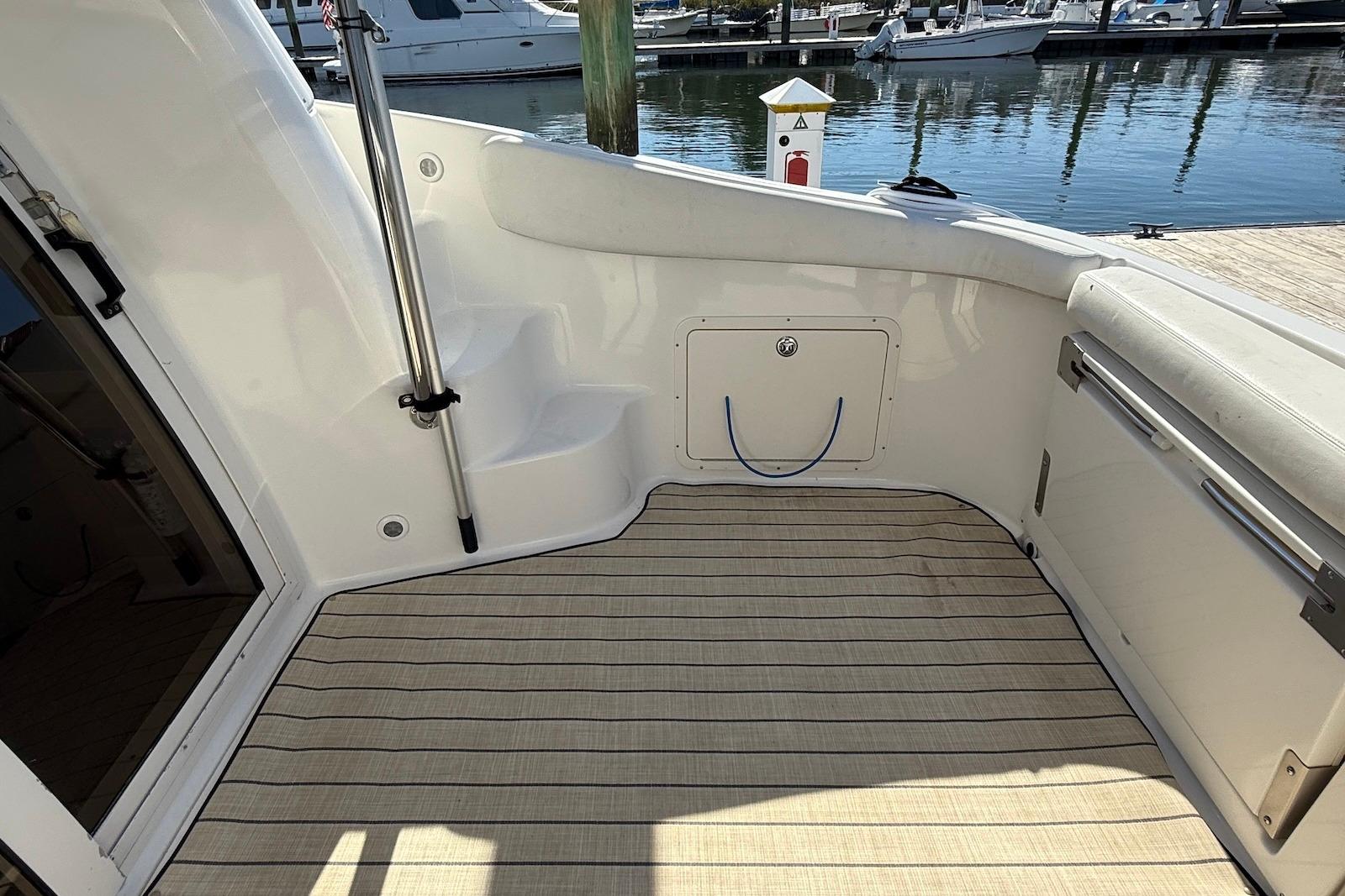 SC 10505 KM Knot 10 Yacht Sales SC 10505 KM Knot 10 Yacht Sales