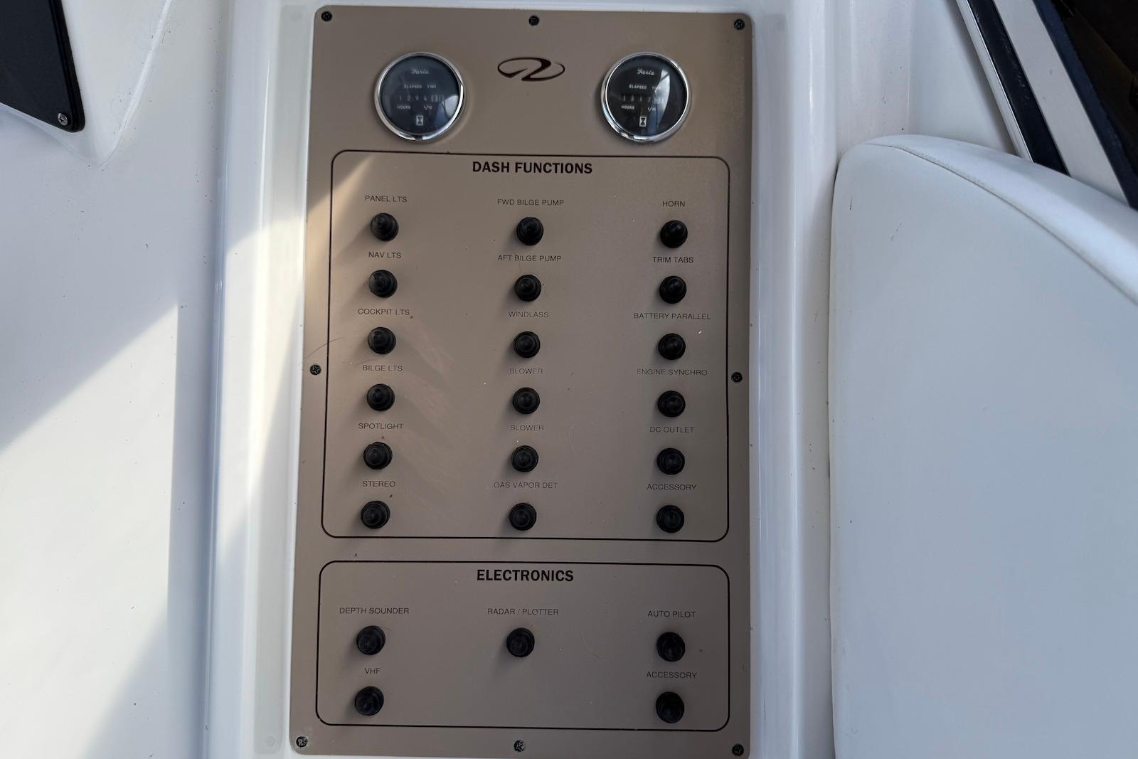 SC 10505 KM Knot 10 Yacht Sales SC 10505 KM Knot 10 Yacht Sales