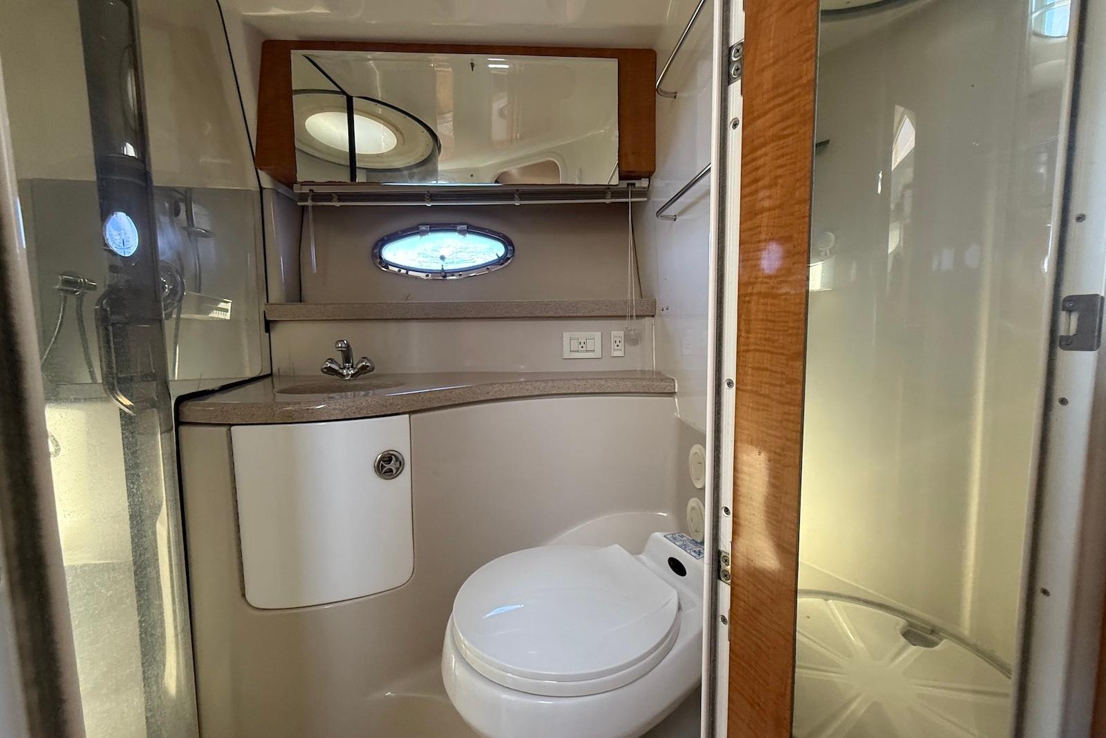 SC 10505 KM Knot 10 Yacht Sales SC 10505 KM Knot 10 Yacht Sales