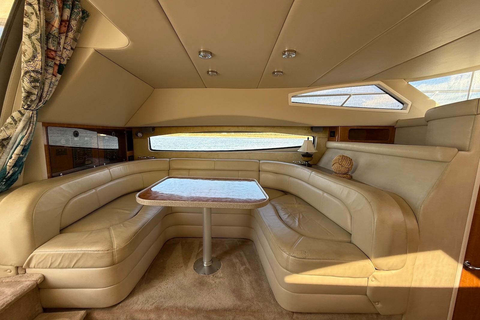 SC 10505 KM Knot 10 Yacht Sales SC 10505 KM Knot 10 Yacht Sales