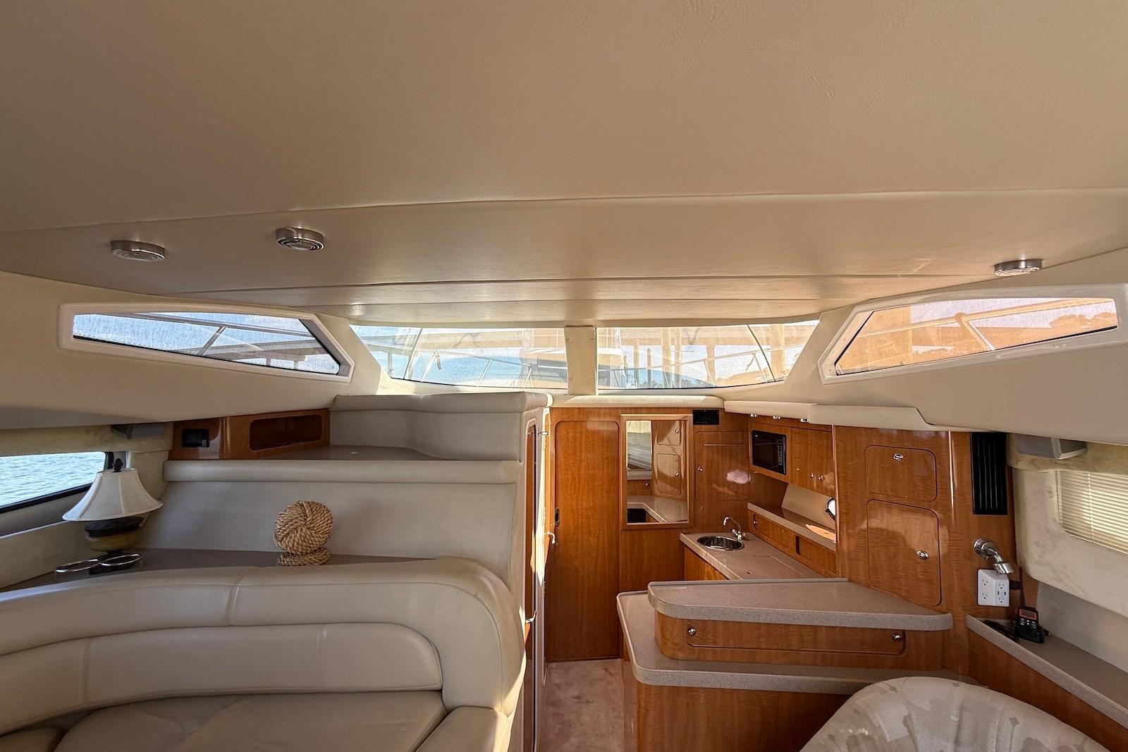 SC 10505 KM Knot 10 Yacht Sales SC 10505 KM Knot 10 Yacht Sales