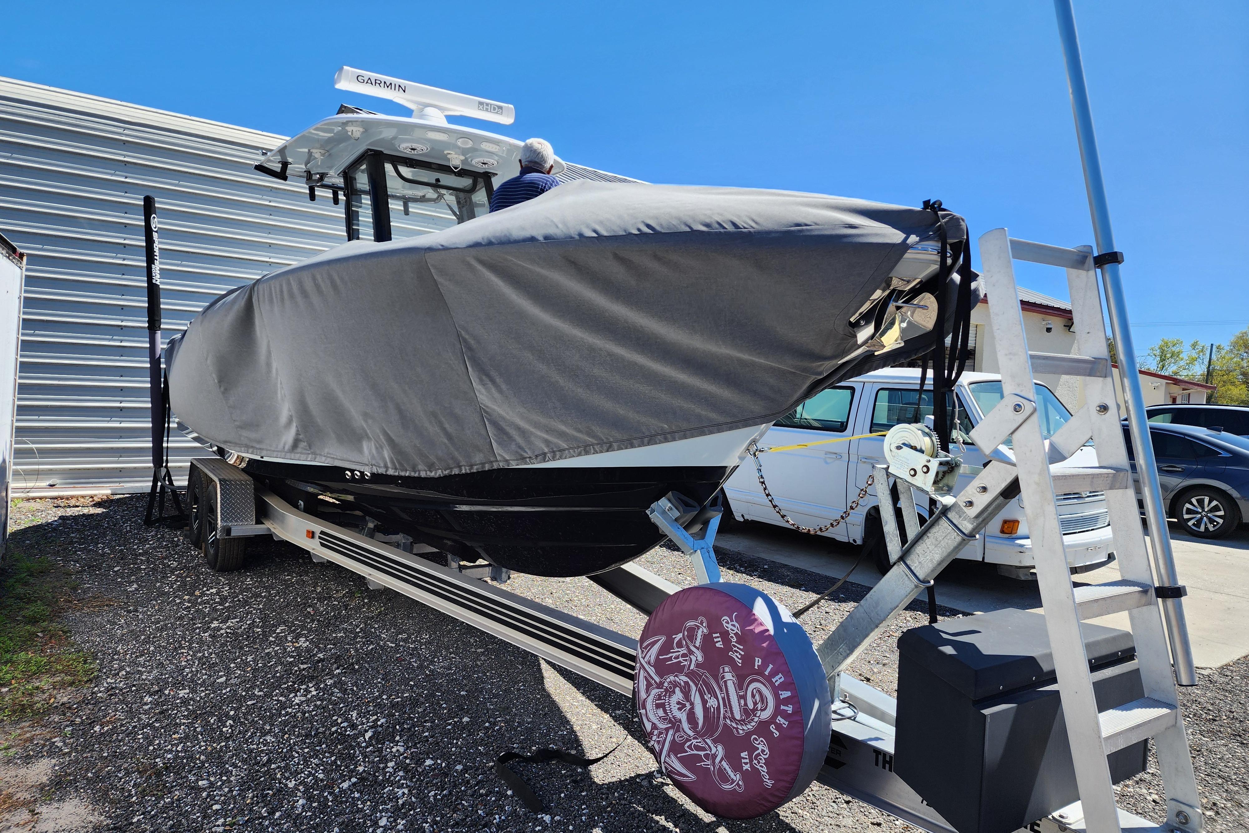 2023 Sportsman Heritage 261 Center Console-3