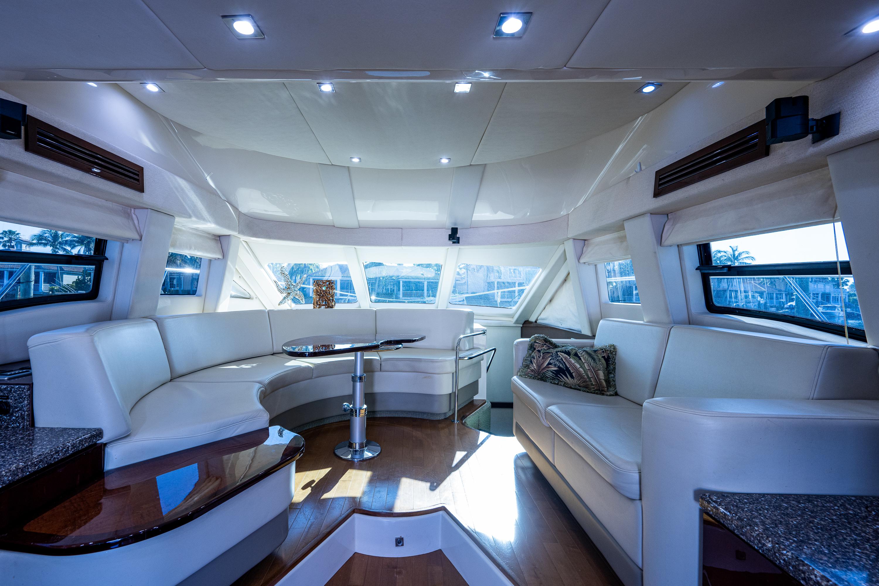 Sea Ray 47 Pirate Moon - Salon, Port and Starboard Seating with Table