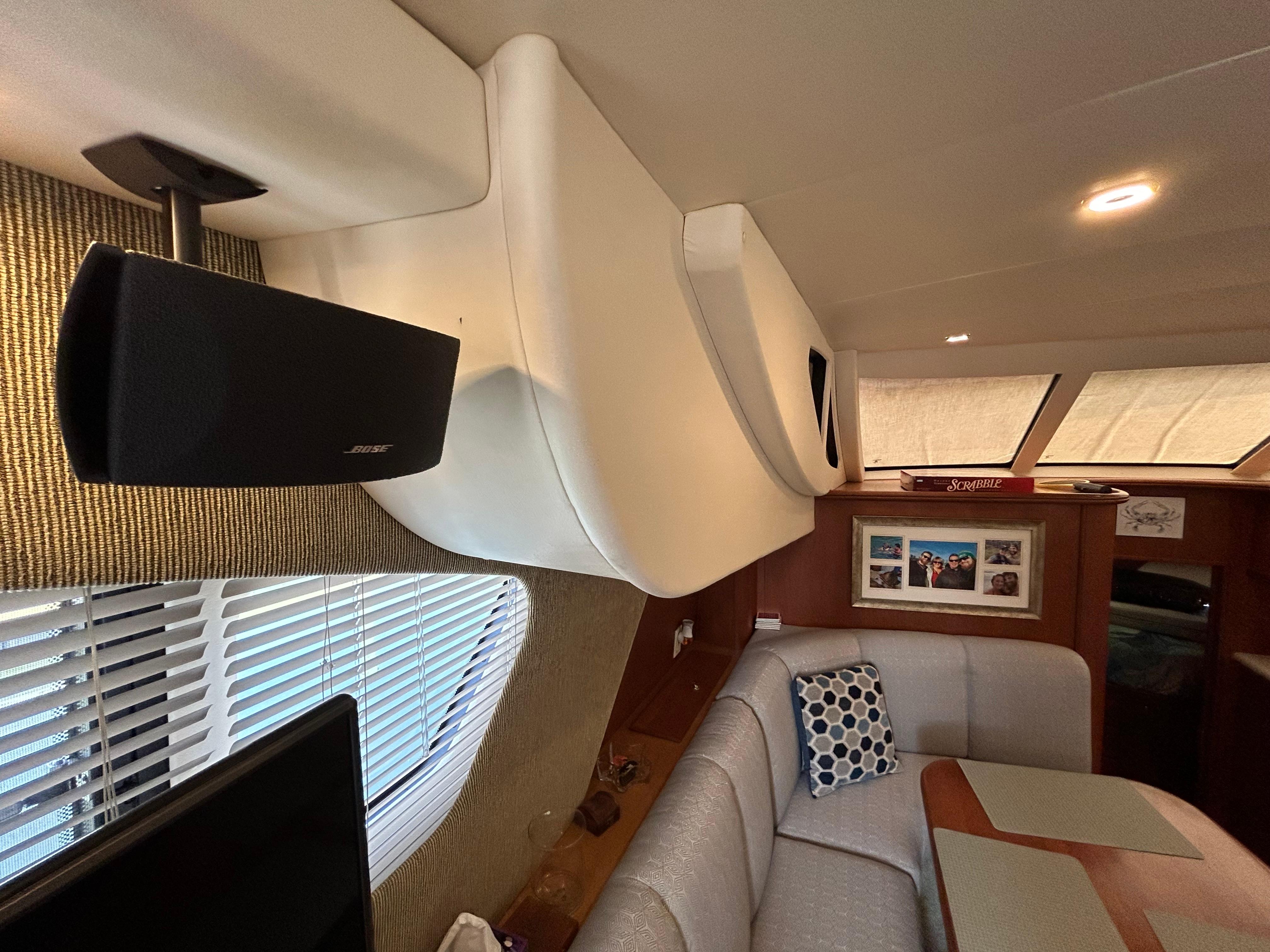 2004-silverton-39-motor-yacht-power-9528080-20240901042049714-1_XLARGE